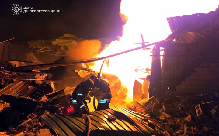 Від російських обстрілів постраждали Дніпро та область