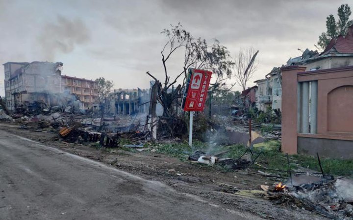 Унаслідок російської атаки на Одещину зруйновано базу відпочинку і приватні будівлі