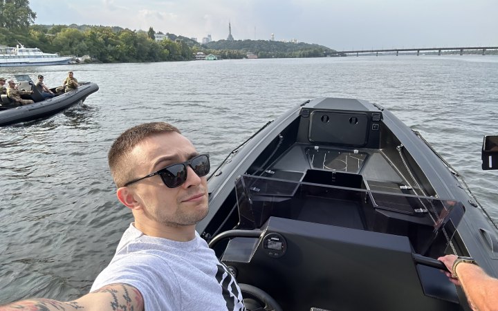 Стерненко оголосив про новий важливий збір на човни для військових