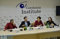 Отношения общества и власти спустя два года после революции достоинства