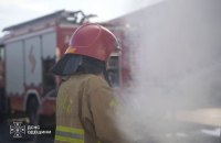 Головне за ніч та ранок понеділка, 31 серпня: удар по Новій пошті на Одещині, дроновий терор Києва та Київщини, 225 боєзіткнень