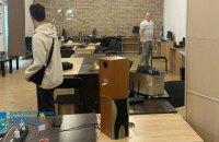 У Дніпрі ліквідували шахрайський call-центр, працівники якого викрадали кошти в українців у Польщі