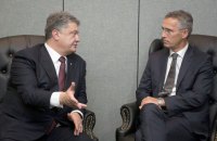 ​Порошенко и Столтенберг обсудили реформирование оборонного сектора в соответствии со стандартами НАТО