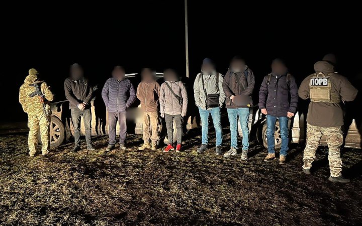 На Одещині затримали групу осіб, які допомагали ухилянтам втекти за кордон