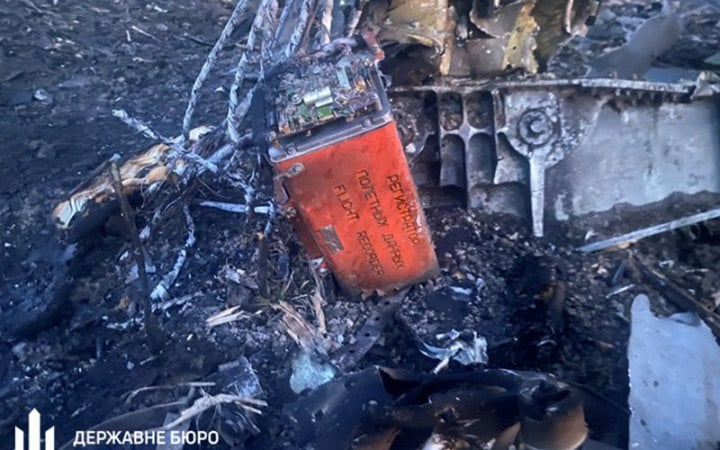 На місці падіння Су-24М на Хмельниччині вилучили "чорний ящик", відкрито кримінальну справу