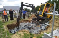 Польша: под памятником в Грушовичах не было останков бойцов УПА