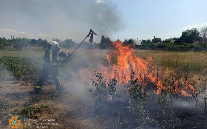 Вшосте за добу окупанти обстріляли Криворізький район