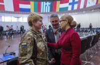 Тимошенко: Украина сохранила суверенитет в 2014 году благодаря добровольцам.