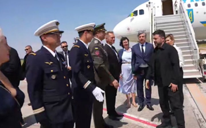 Зеленський прибув до Парижа на заходи Коаліції охочих