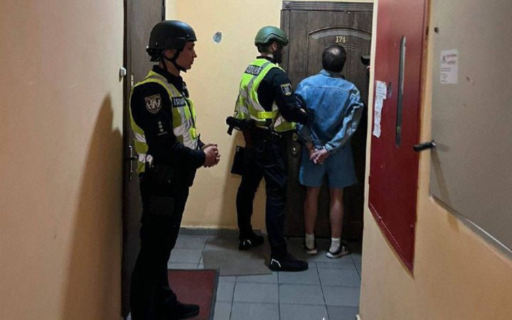 В Києві сталась стрілянина в житловому будинку: стрільця затримали