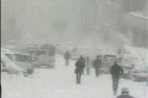 Под Одессой в пробке замерзают люди 