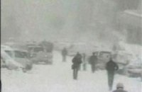 Под Одессой в пробке замерзают люди 