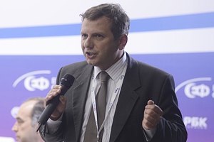 Валютный кредит от России поможет снизить цену доллара в Украине, - эксперт