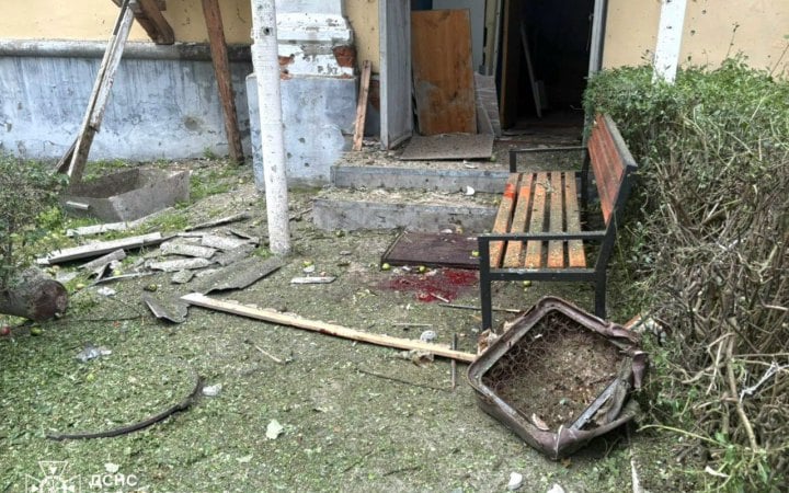  Російські війська атакували пожежно-рятувальний підрозділ на Харківщині, є поранені
