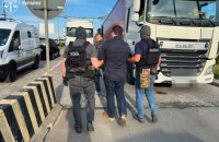 З Німеччини та Італії екстрадували до України двох підозрюваних в економічних злочинах, серед них - ексдепутат