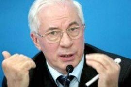 Азаров: Долги Тимошенко ведут Украину к дефолту