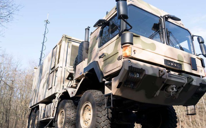 Німецькі військовослужбовці проводять тактичну підготовку українських військових на системі ППО IRIS-T