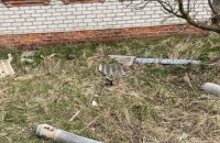 За добу і ніч ворог бив по девʼяти областях України. У Чернігівській обстріляли будинок, господарство і автобусну зупинку, – ОВА