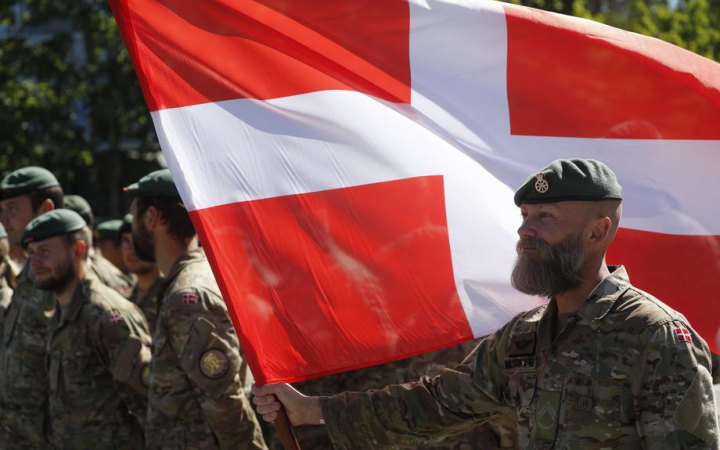 Данія надішле до Великої Британії військових інструкторів для тренування українців