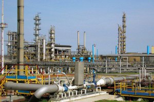Решение о выкачке нефти из нефтепроводов "Укртранснафты" должен принимать СНБО, - мнение