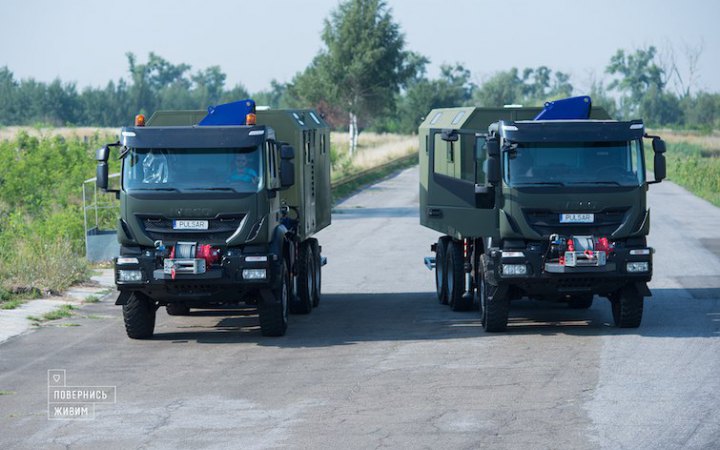 "Повернись живим" придбав мобільні станції для ремонту військових авто. Тепер лагодити їх можна буде швидко і біля лінії фронту