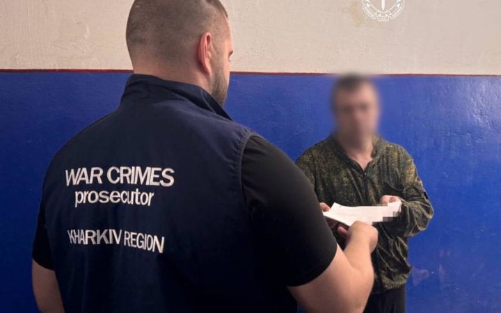 ​Російські військові 36 днів тримали в підвалі чоловіка, який шукав їжу для матері