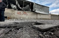 Росіяни знов обстріляли Херсон, одна людина загинула