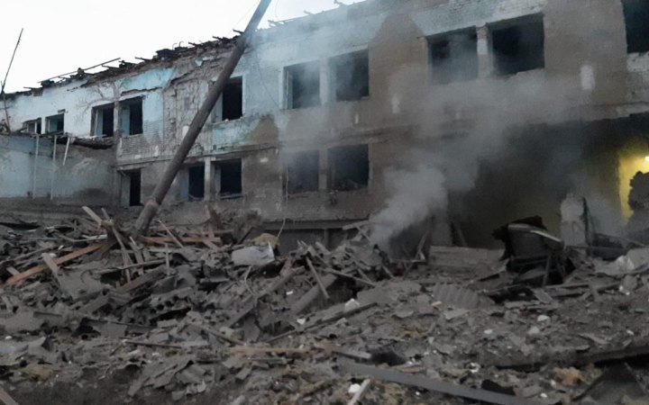 Армія РФ скинула 500-кілограмову авіабомбу на село в Донецькій області