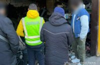 Понад 25 млн грн збитків на формі для військових: директору Київського підприємства повідомили про підозру