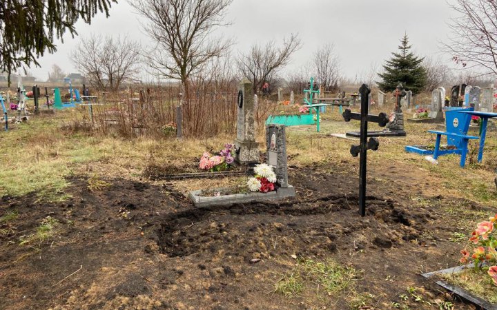 На Харківщині ексгумували тіло загиблого під час деокупації чоловіка