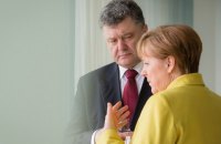 Порошенко обсудил с Меркель итоги ее встречи с Путиным