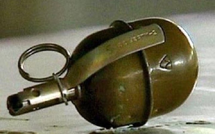 В одній із багатоповерхівок Кременчука на Полтавщині вибухнула граната
