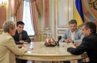 Порошенко: ми повинні припинити вогонь цього тижня