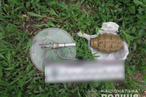 Под Киевом ветеран АТО попрощался с родными и подорвал себя гранатой