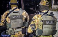 У Польщі заарештували 12 українців через нелегальне виробництво сигарет