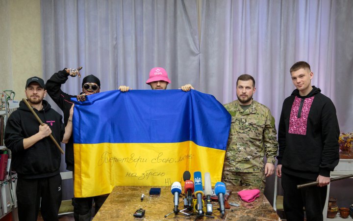 Гурт Kalush став амбасадором штурмової бригади Нацполіції "Лють" 