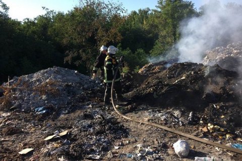 Возле Полтавы загорелась свалка
