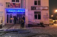  У Києві горів торговельний центр, є загиблий 