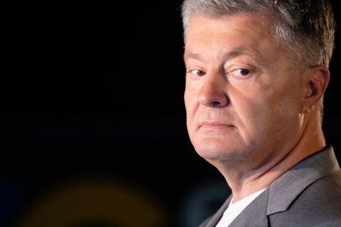 Порошенко призвал обеспечить ковидные отделения генераторами