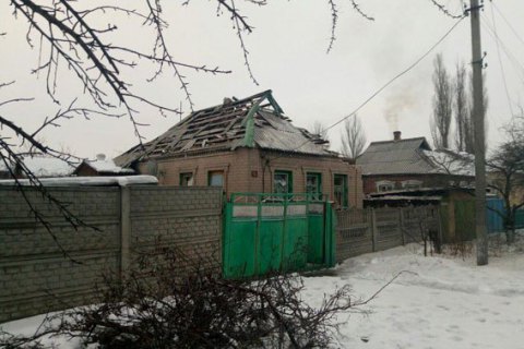 При ночном обстреле Авдеевки повреждены шесть домов