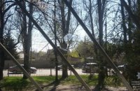 Хулігани в Дніпрі обстріляли поліклініку