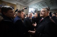 Адвокат: сегодняшний допрос Порошенко в ГБР был одним из самых абсурдных за всю мою карьеру