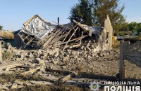 Росіяни обстріляли за добу 13 населених пунктів Донеччини, поранена жінка