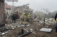 Росія атакувала житловий сектор Рівного, кількість поранених зросла до 8 (оновлено)