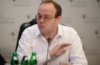 Успех Евро-2012 будет зависеть от футбола, а не экономики, - эксперт