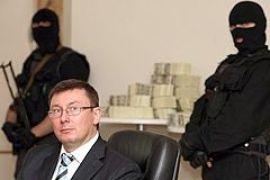 Луценко намерен задержать Лазаренко при вьезде в Украину
