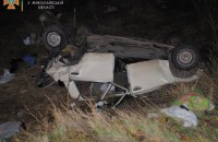 На Николаевщине в результате столкновения легковых автомобилей погибли три человека, в том числе два малолетних ребенка