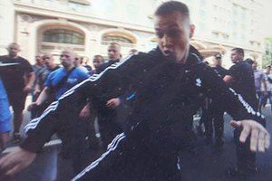 Журналисты и активисты идут протестовать под Главное управление МВД