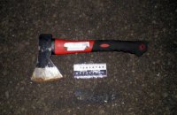 В Краматорске с топором напали на патрульного, который вмешался в драку