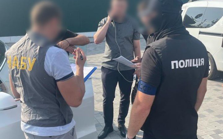 Депутата Волинської облради викрили на хабарі